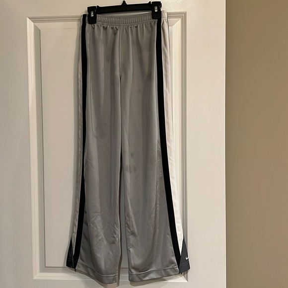 Nike boys track pants, EUC - Picture 1 of 6
